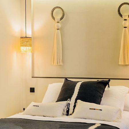 Host Inn Le Lumiere Spa & Cinema Lyon Pokój zdjęcie