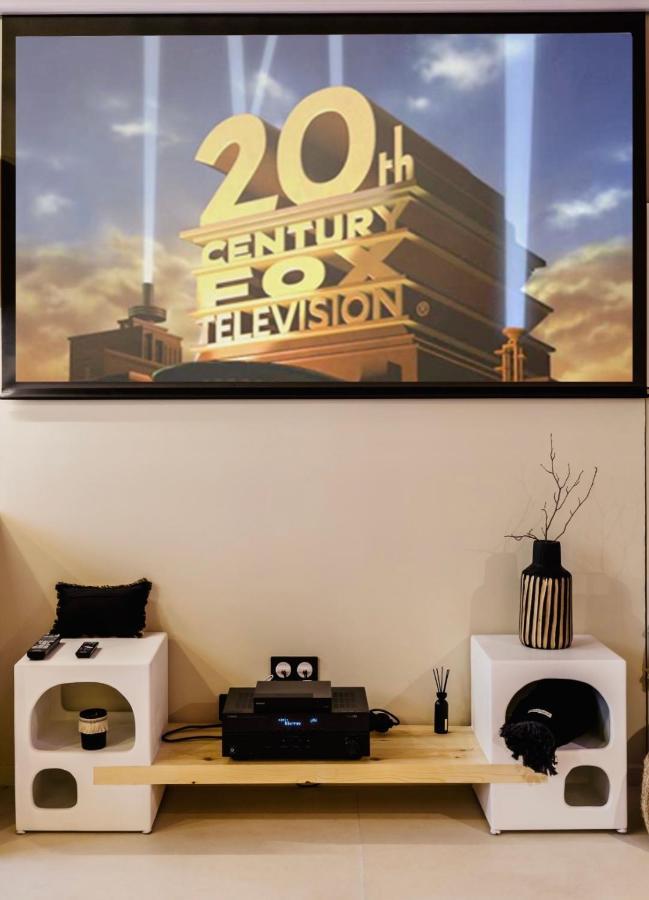 Host Inn Le Lumiere Spa & Cinema Lyon Zewnętrze zdjęcie
