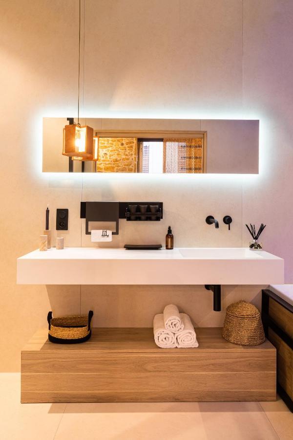 Host Inn Le Lumiere Spa & Cinema Lyon Zewnętrze zdjęcie