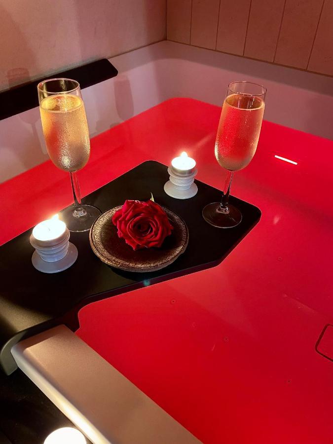 Host Inn Le Lumiere Spa & Cinema Lyon Zewnętrze zdjęcie
