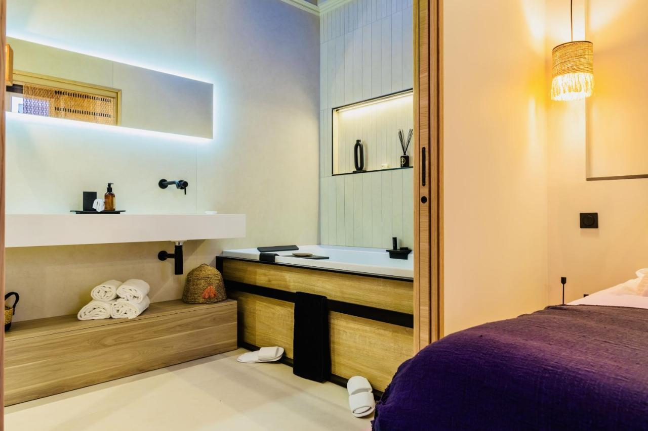 Host Inn Le Lumiere Spa & Cinema Lyon Zewnętrze zdjęcie