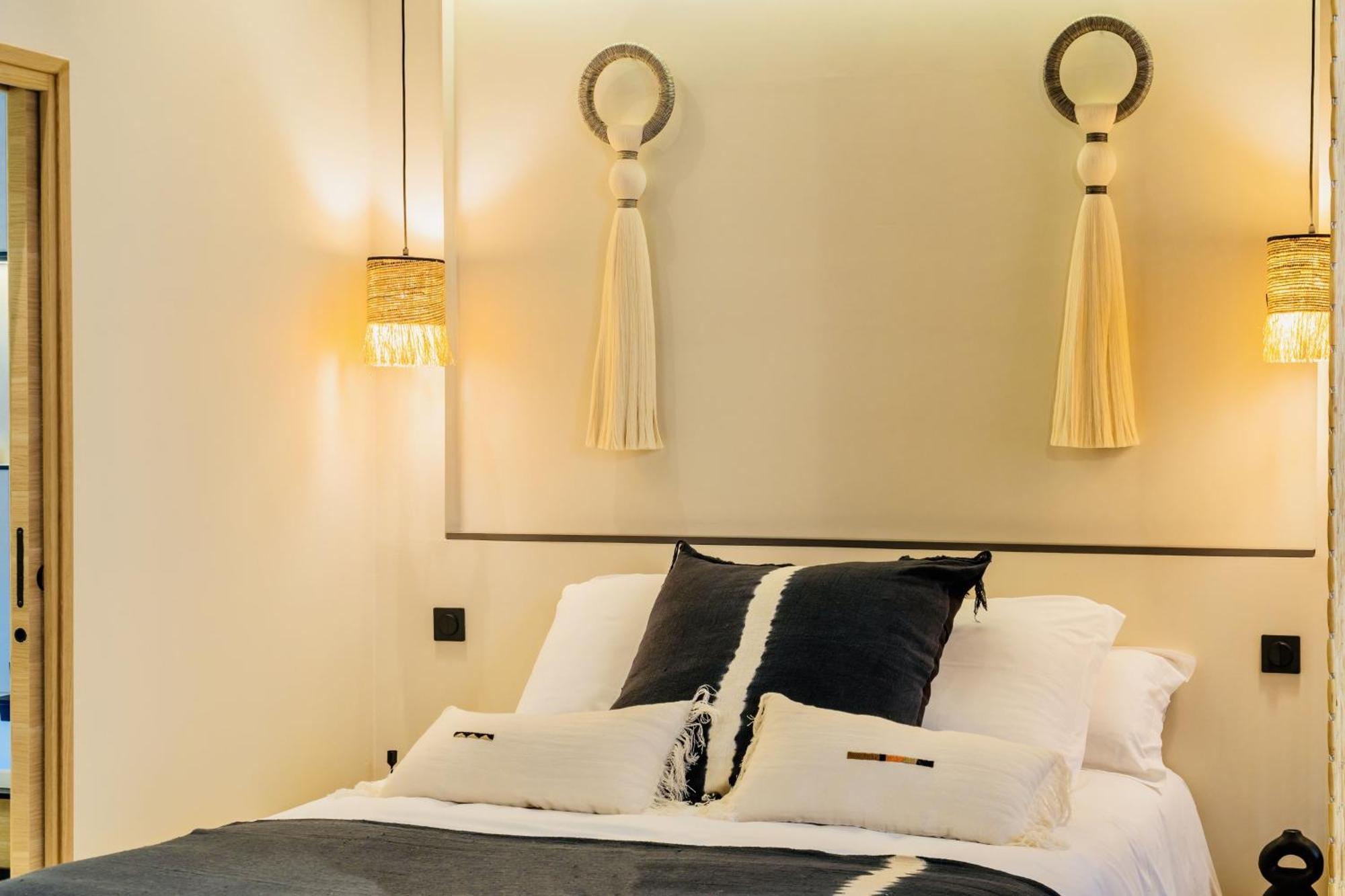 Host Inn Le Lumiere Spa & Cinema Lyon Pokój zdjęcie